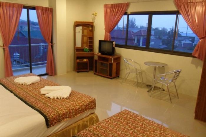 G&B Guesthouse Patong Kamer foto
