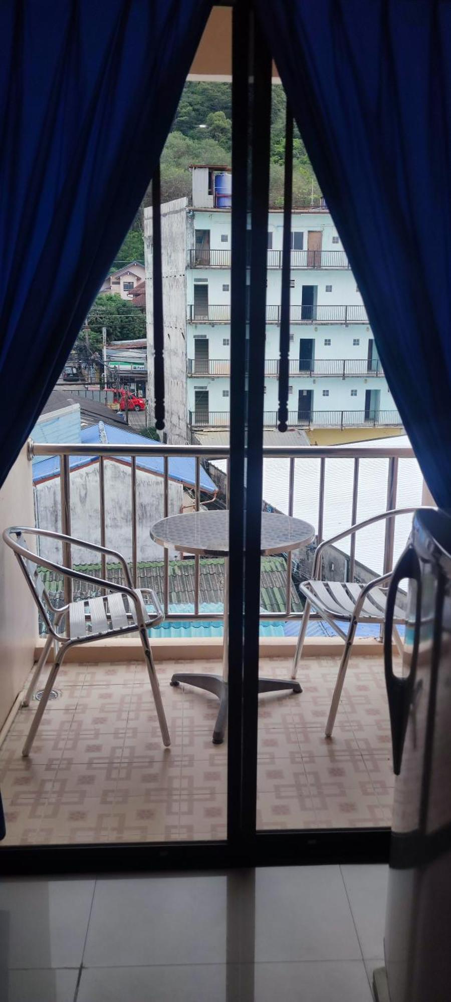 G&B Guesthouse Patong Buitenkant foto