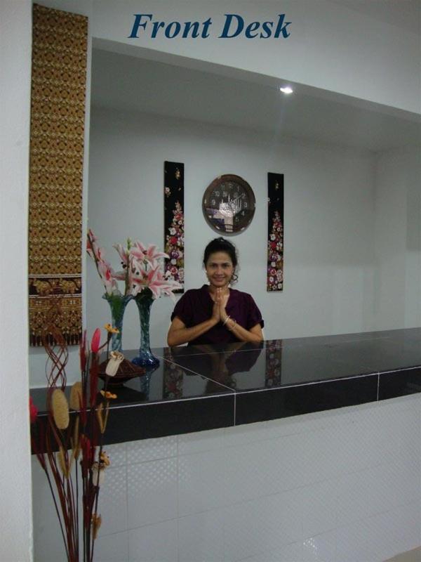 G&B Guesthouse Patong Buitenkant foto